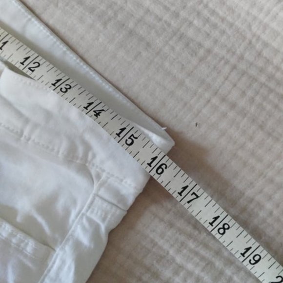 American Eagle White Stretch pants - Picture 4 of 6